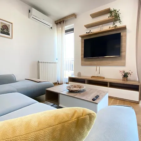 Don Balkan Gorvil 13 Apartment